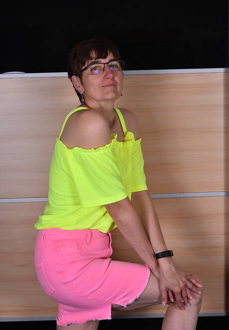 TAC Amateurs are excited to present you with xxx gallery showcasing Hot Milf xxx gallery 270665