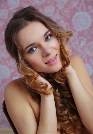 Met Art offers xxx pic gallery with Katie A has a perfect form