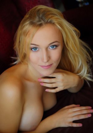 Eternal Desire invite you to explore xxx pics with Aislin demonstrating hot form