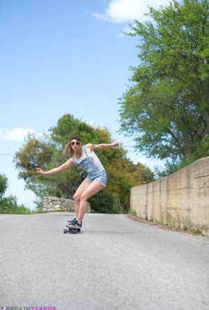 Breath Takers invites you to browse their free pics with Pippa Doll unveiling beautiful body