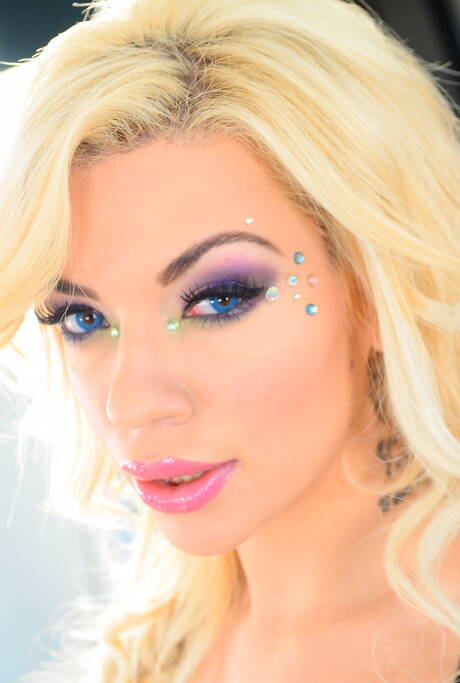 Evil Angel invite you to explore free xxx photos featuring Bibi Noel and Mr. Pete in dick in pussy scene